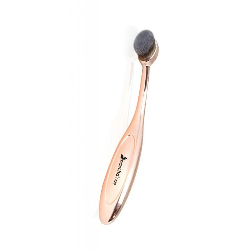 Nascita Bronzy Glow Oval Concealer Brush 3