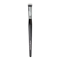 Nascita Pro Round Concealer Brush