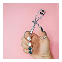 Donegal Eyelash Curler 3