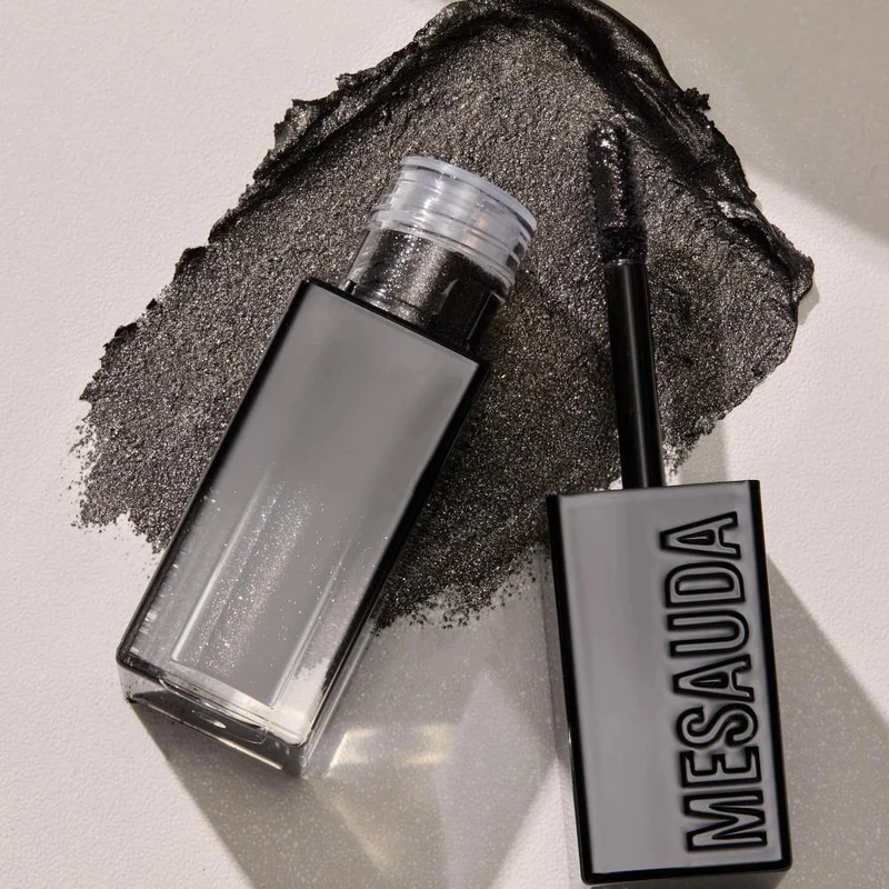 Mesauda Galactic Liquid Eyeshadow 112 Rocket Man 3