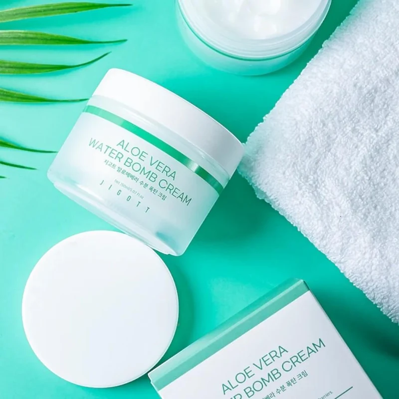 Jigott Aloe Vera Water Bomb Cream Moisturizing Cream 150 ml 3