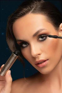 Note First Class Volume and Length Mascara 3