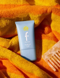 Flormar Glow Up Sun Base SPF50 4