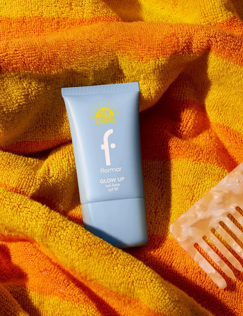 Flormar Glow Up Sun Base SPF50 4
