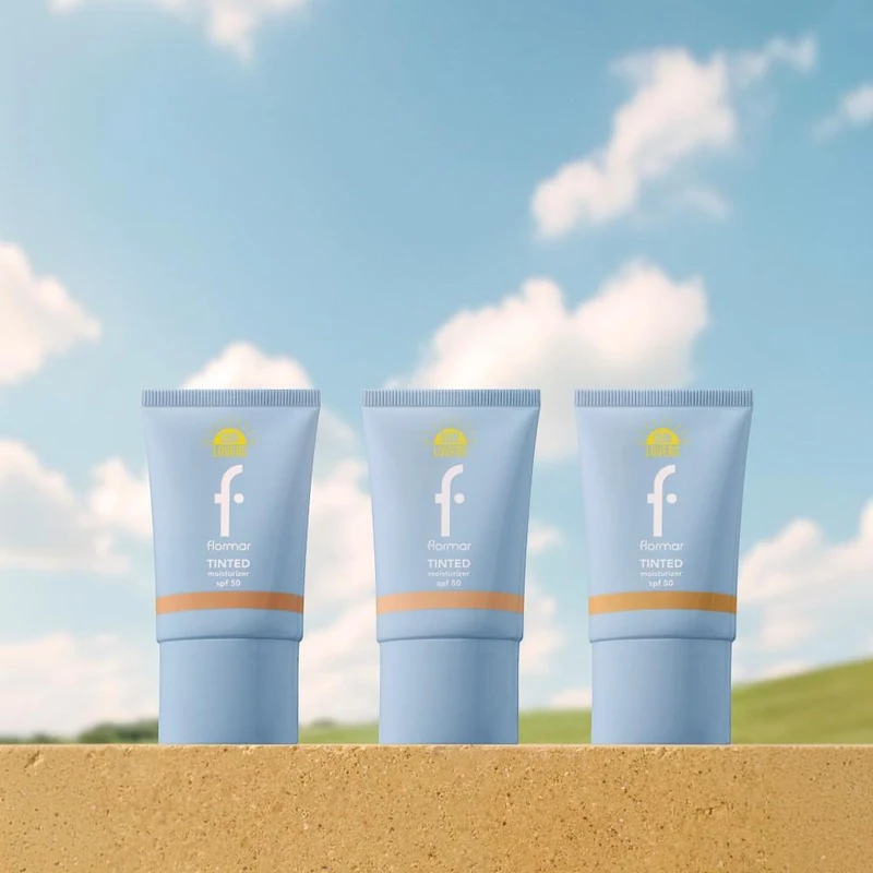 Flormar Tinted Moisturizer SPF50 005 Sand 6