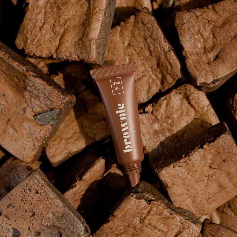 Lavish Care Brownie Lip Balm 10 ml 4