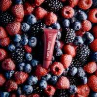 Lavish Care Very Berry Lip Balm 10 ml 3