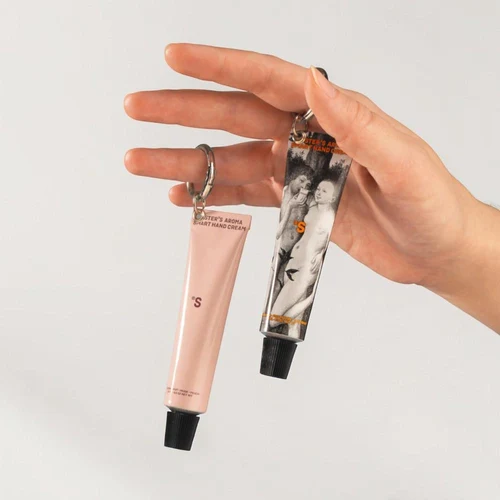 Sister’s Aroma Smart Hand Cream Sugar Porn Keychain, 15 ml