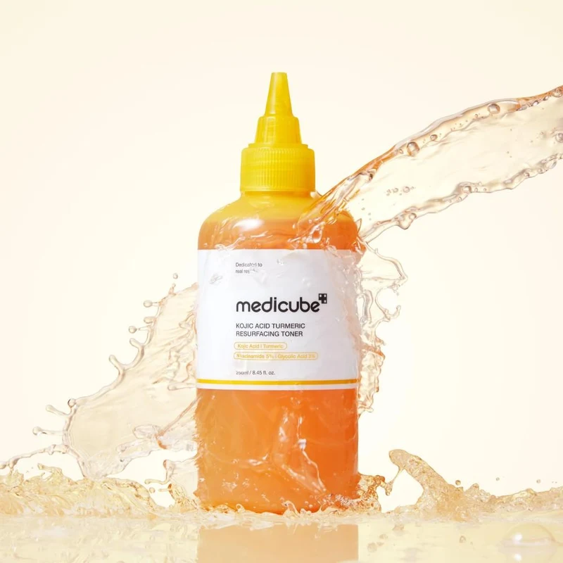 Medicube Kojic Acid Turmeric Resurfacing Toner 250 ml 2