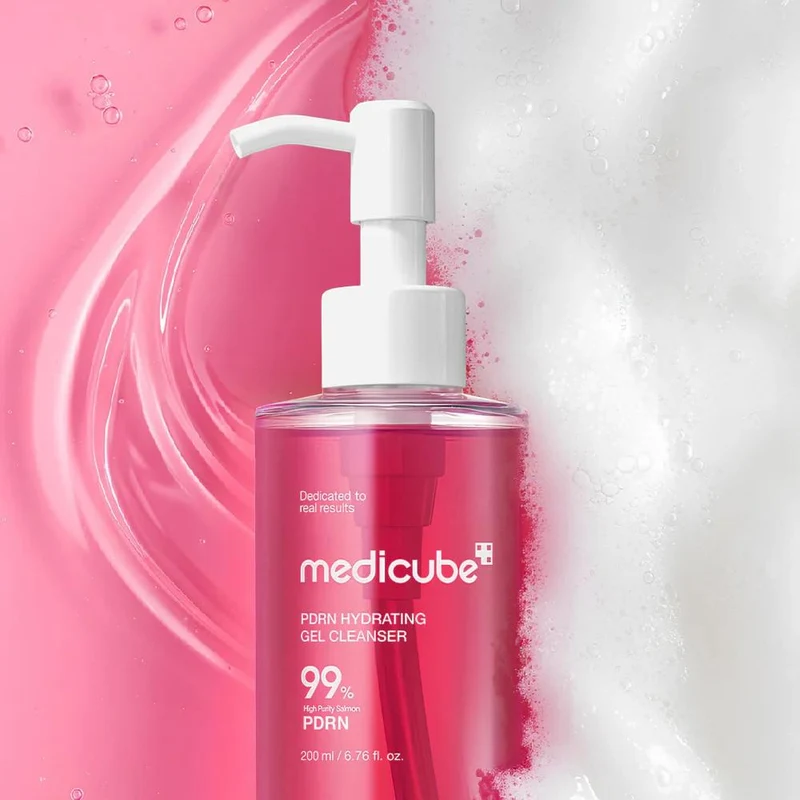 Medicube PDRN Hydrating Gel Cleanser 200 ml 2