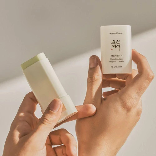Beauty of Joseon Matte Sun Stick: Mugwort+Camelia SPF 50+ PA++++