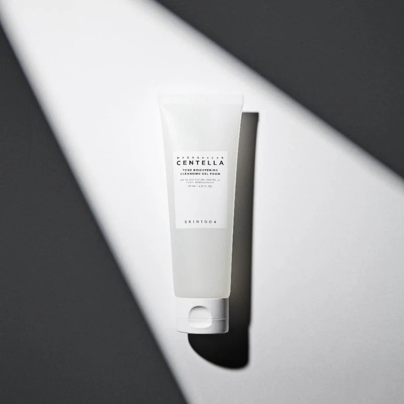 Skin1004 Madagascar Centella Tone Brightening Cleansing Gel Foam 125 ml 3