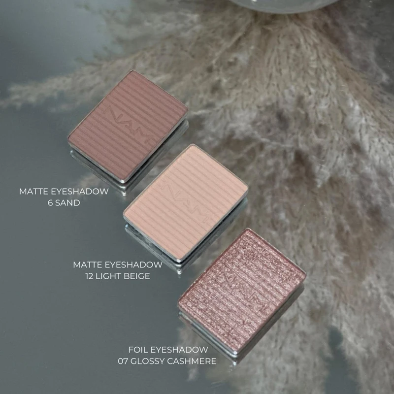 NAM Foil Eyeshadow - 2 Sunny Gold 3