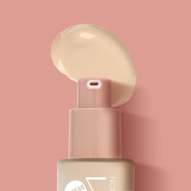 NAM Smart Flawless Foundation 2 Naked 3