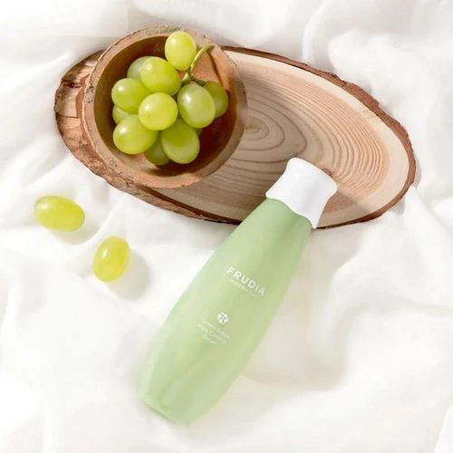 Frudia Green Grape Pore Control Toner 195 ml
