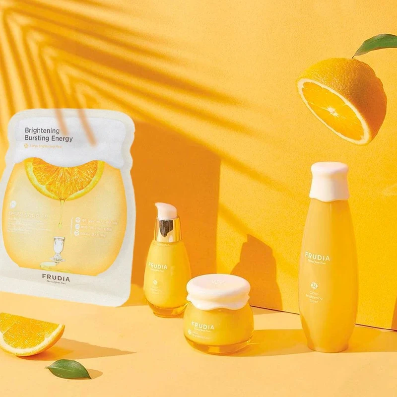 Frudia Citrus Brightening Toner 195 ml 7