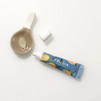Frudia Mango Honey Lip Mask 10 g 2
