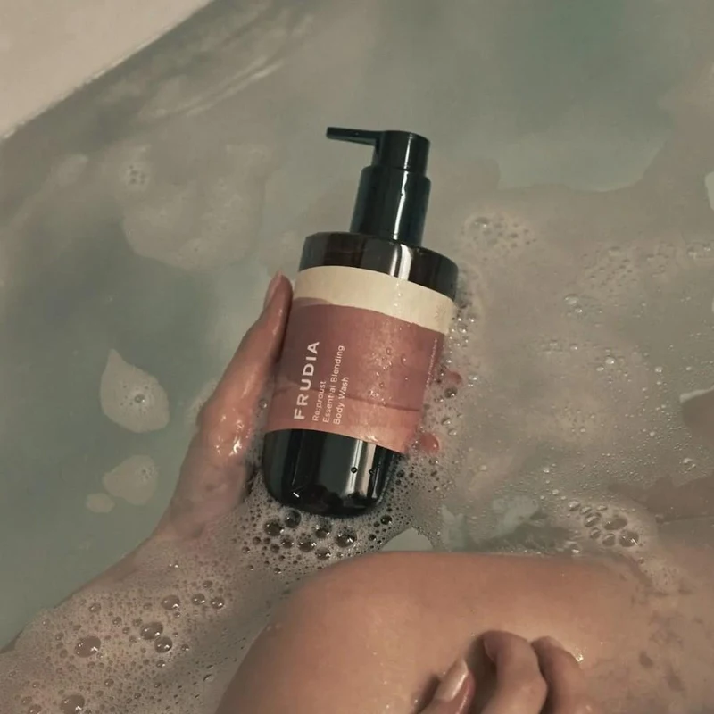 Frudia Re:Proust Essential Blending Body Wash Earthy 300 ml 2