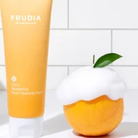 Frudia Citrus Brightening Micro Cleansing Foam 145 ml 3