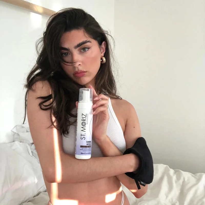St.Moriz Pro Dark Self-tanning Mousse 200 ml 3