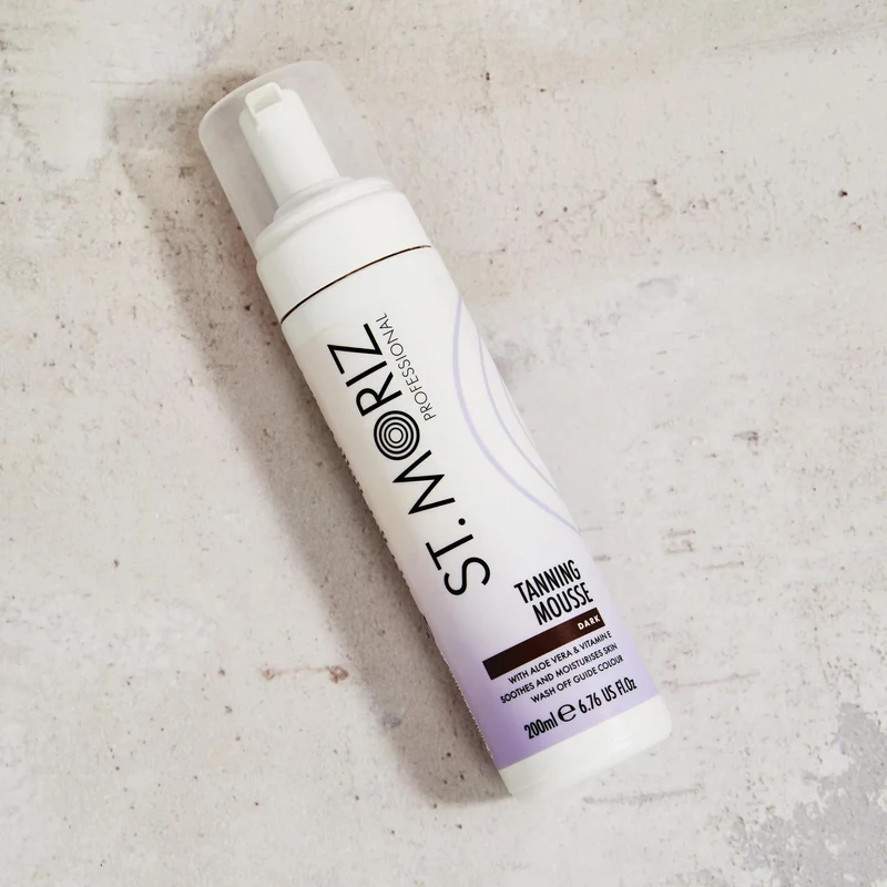 St.Moriz Pro Dark Self-tanning Mousse 200 ml 4