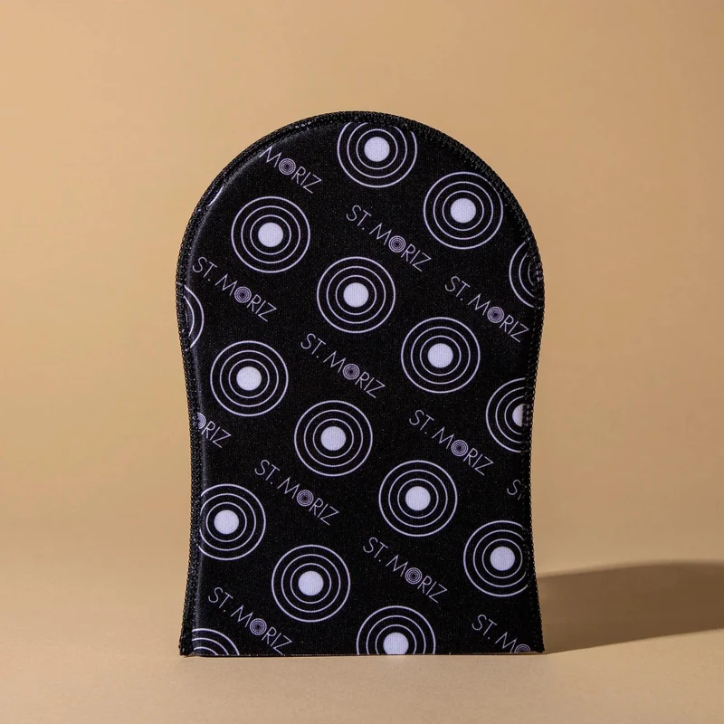 St.Moriz Velvet Single Sided Self Tanning Mitt 2