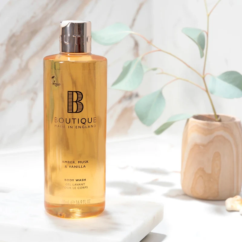 Boutique Amber Musk & Vanilla Body Wash 500ml 2