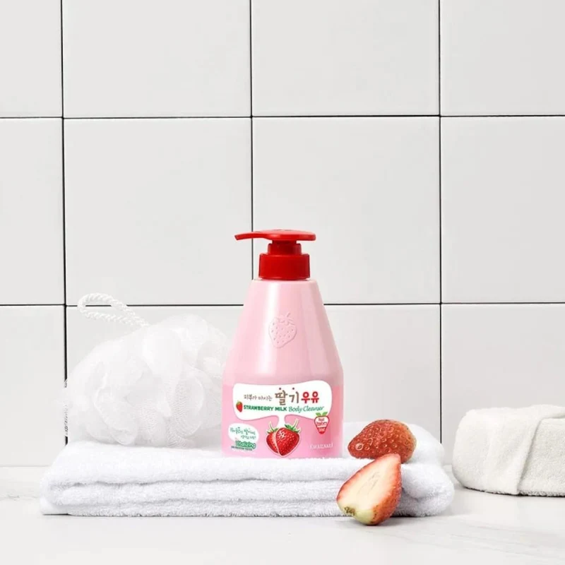 KWAILNARA Strawberry Milk Body Cleanser 560ml 2