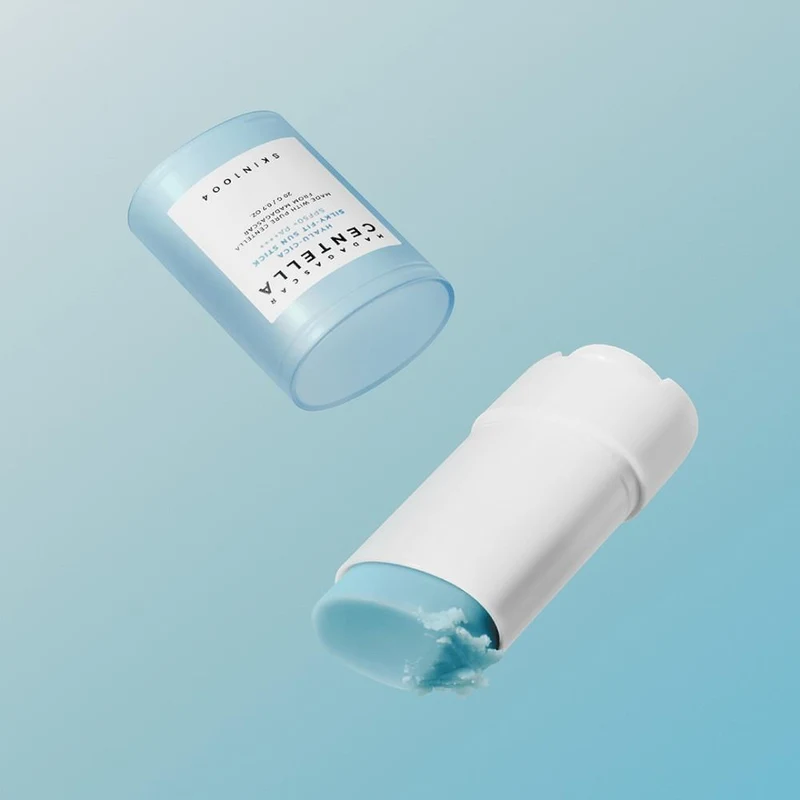SKIN1004 Madagascar Centella Hyalu-Cica Silky-Fit Sun Stick 20g 4